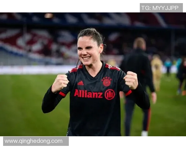 女足球明星的风采与魅力展现她们在绿茵场上的无畏与坚持